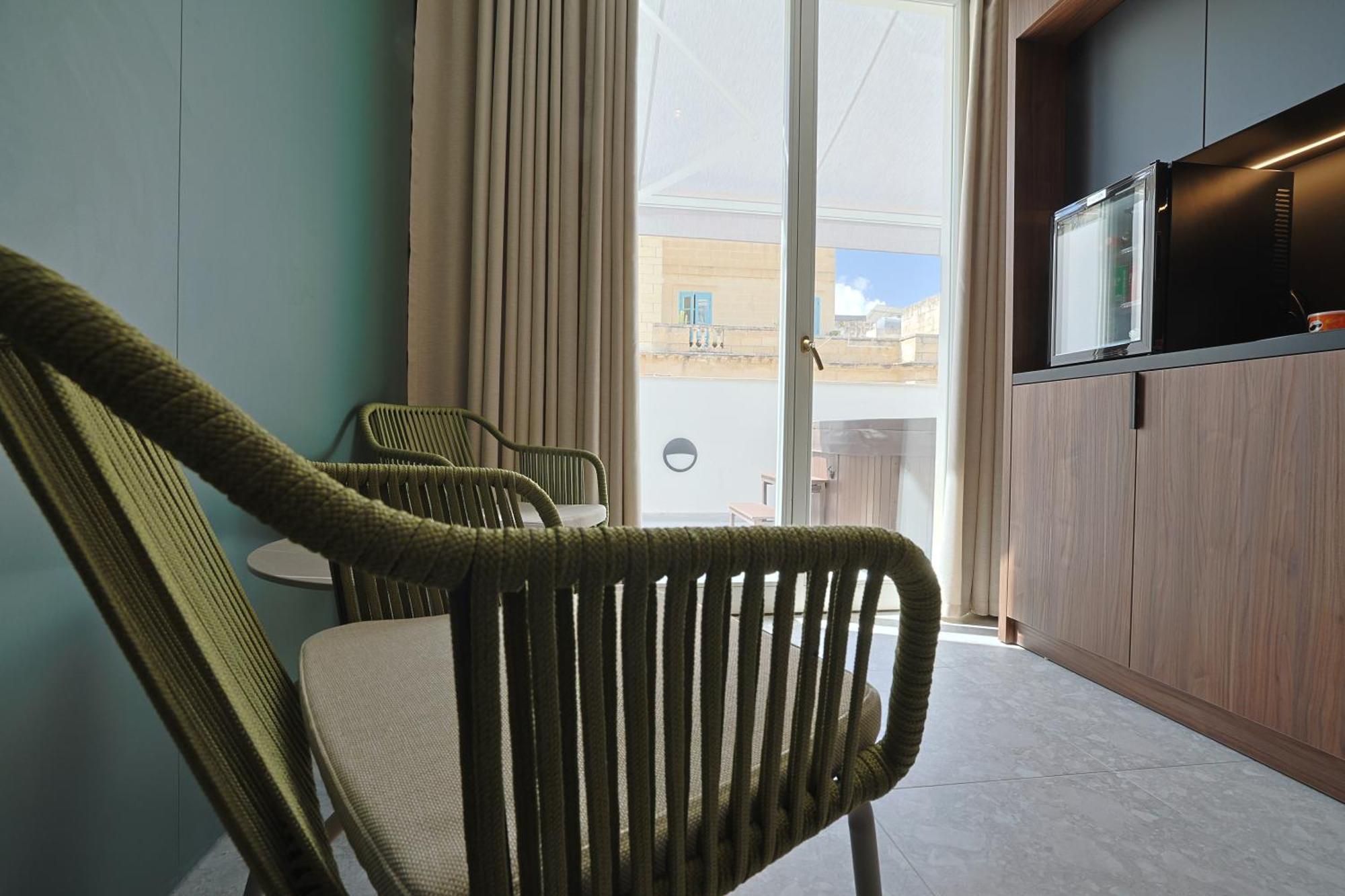 Bonaci Boutique Sliema